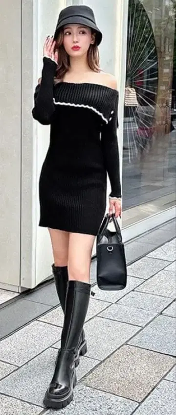 새상품 오프숄더 니트 원피스