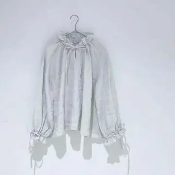 사만사 모스모스 타치카와 한정판 린넨 소매 볼륨 블라우스 사만사 모스모스