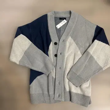 니트 가디건 스웨터