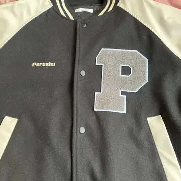 미사용 새상품 Perushu 바시티 자켓 블랙/아이보리 L