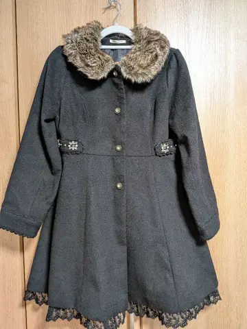 axes femme 퍼 카라 부착 코트