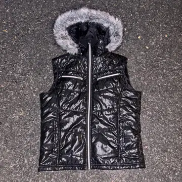 퍼 다운 베스트 Y2K 시크 스타일 그런지 헤이세이 갸루 블랙