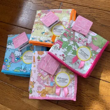 산리오 포장지 패턴 손수건 4개 세트