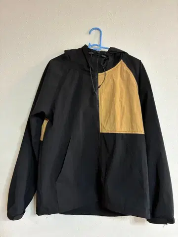 후드 부착 마운틴 후드티 M 블랙/베이지