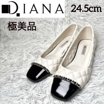 컨디션 최상 다이애나 퀼팅 로우힐 펌프스 가죽 에나멜 인기 완판템