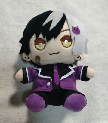 앰프턱 마제타 군 앉아 봉제 인형