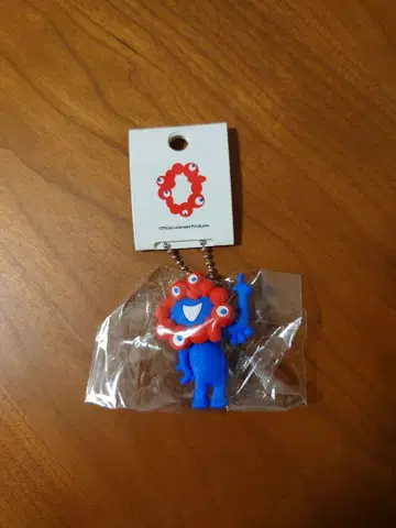 미야쿠미야쿠 볼 체인 마스코트