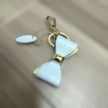 훌라 리본 키참