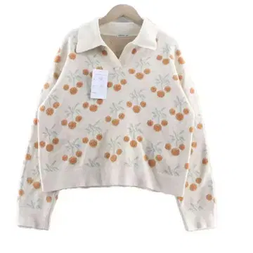 파인애플 패턴 아이보리 스웨터