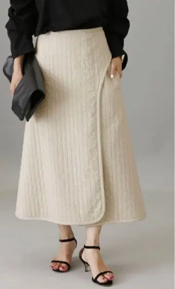 베르메이유 페예나 퀼트풍 스커트 38