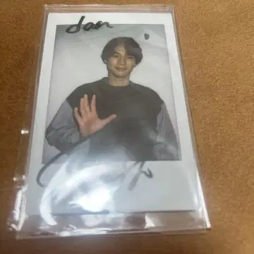 후쿠시 소타 친필 사인 폴라로이드