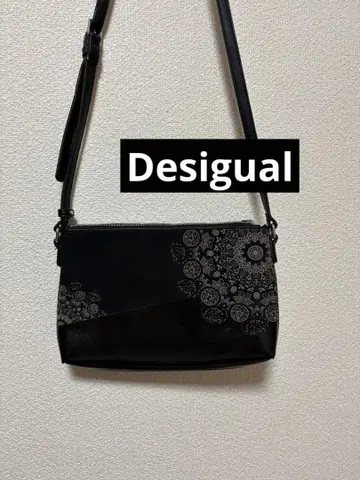 Desigual ( 데시구알 ) PVC 크로스바디 백 2TONES 블랙