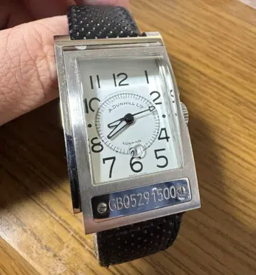 레어 던힐 카 워치 한정판 1500개