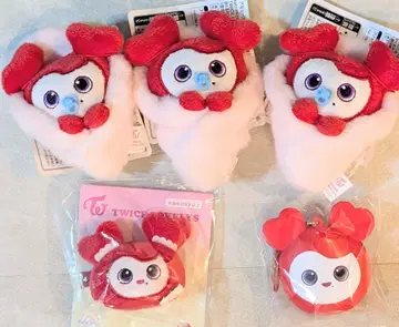 TWICE LOVELYS  실리콘 미니 지갑 싸개 마스코트