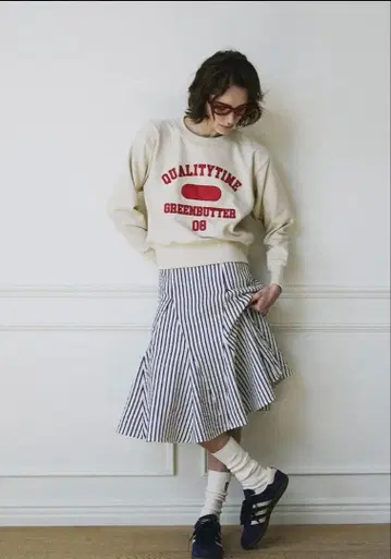 미사용 새상품 [ GREEN BUTTER ] 맨투맨 일본 미상륙