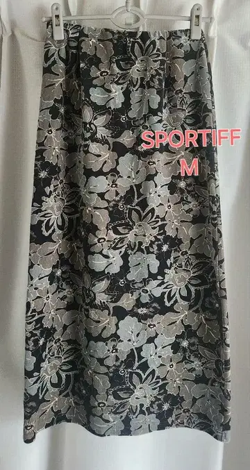 매우 좋은 상태 SPORTIFF M 가을/겨울 롱 스커트 벨로아