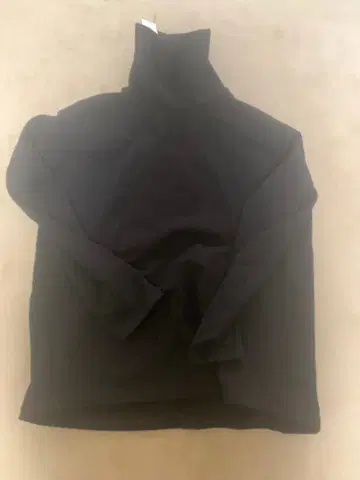 The Viridi-anne 면 쭈리 터틀 풀오버 미착용 새상품