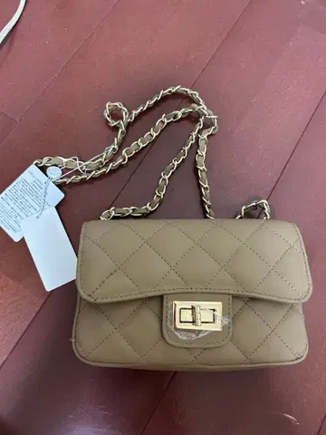 AULENTTI 오렌티 체인 숄더백