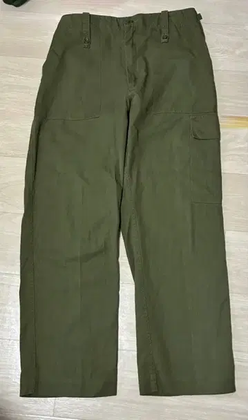 90s 구제 의류 영국 육군 퍼티그 팬츠 카고 포켓