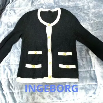 새상품급 INGEBORG (잉게보그) 가디건 펄 버튼