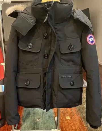 Canada Goose 블랙 다운 자켓