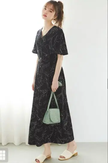 [ 새상품급 ] 2Way 꽃무늬 플레어 원피스 L 사이즈