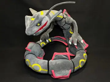 포켓몬 색이 다른 레쿠자 봉제 인형