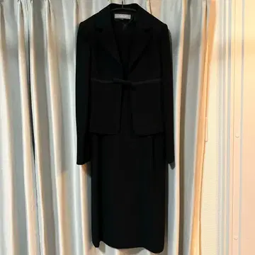 블랙 포멀 자켓과 스커트 세트 7호 사이즈