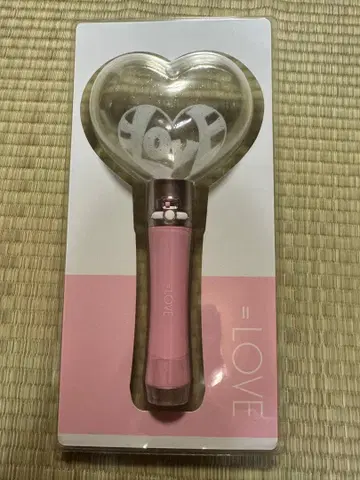 =LOVE 공식 하트형 응원봉 2025