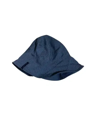 카시라 비대칭 스트라이프 버킷 햇