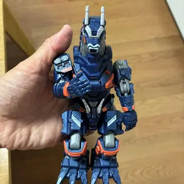 울트라맨 로봇 피규어