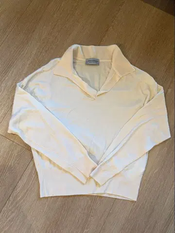 존스메들리 ( JOHN SMEDLEY ) 의 니트