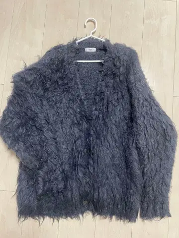 Lui's 그레이 퍼 느낌 긴팔 니트