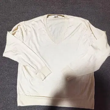 AURALEE V넥 울 니트 사이즈 4