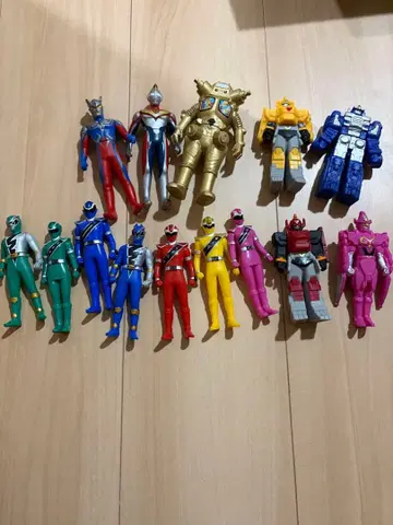 울트라맨 슈퍼전대 히어로 소프트 비닐