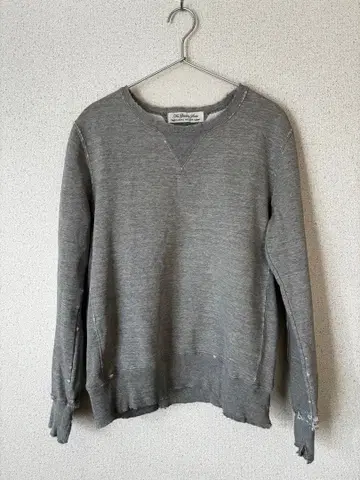 REMI RELIEF 레미 레리프 맨투맨 데미지 가공