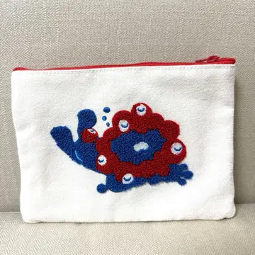 미야쿠미야쿠 자수 파우치