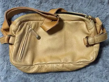 베이지 가죽 숄더백 kc's