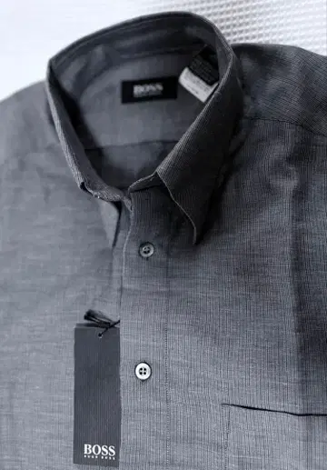 BOSS 다크 그레이 드레스 셔츠 긴팔