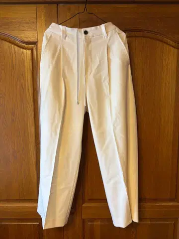MAISON SPECIAL 화이트 슬랙스 사이즈 00