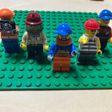 레고 미니 피규어 5개 (정품)