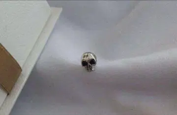 Orobianco 귀걸이 해골 한쪽 새상품 박스형 남성용 스컬