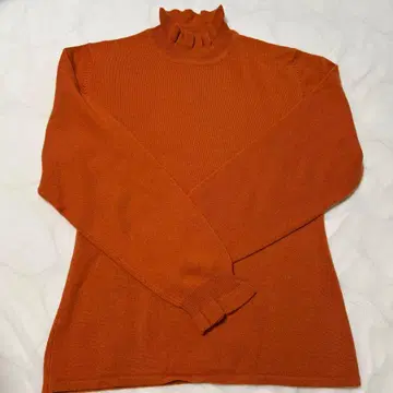 새상품 캐시미어 100% 오렌지 하이넥 니트
