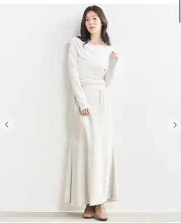 COCO DEAL 새틴 내로우 스커트