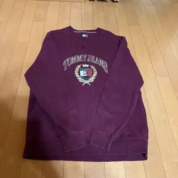 TOMMY JEANS 와인 레드 트레이닝복