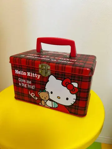 레트로 헬로키티 캔 케이스 수납 박스 체크 무늬