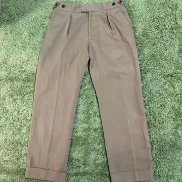 마가렛호웰 플리츠 치노 팬츠 M 사이즈
