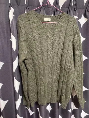 나노 유니버스 올리브 그린 니트 스웨터