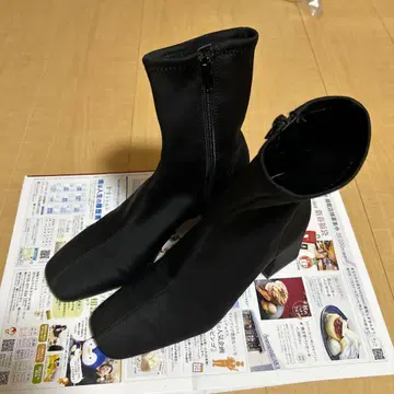ZARA 스퀘어토 스트레치 부츠 37 블랙