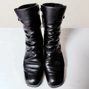 VITA NOVA 비타노바 주름 가공 하프 부츠 블랙 천연 가죽 24.5